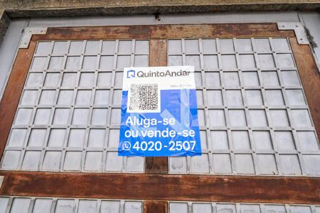 Casa à venda com 340m², 4 quartos e 4 vagasPlaquinha