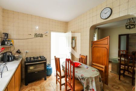 Casa à venda com 340m², 4 quartos e 4 vagasCozinha