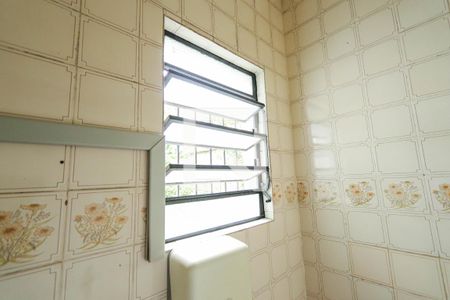 Casa à venda com 340m², 4 quartos e 4 vagasBanheiro