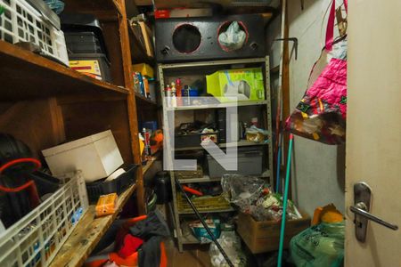 Casa à venda com 340m², 4 quartos e 4 vagasDispensa