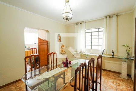 Casa à venda com 340m², 4 quartos e 4 vagasSala de Jantar