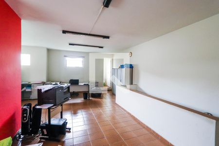 Casa à venda com 340m², 4 quartos e 4 vagasCasa 2 - Sala 2