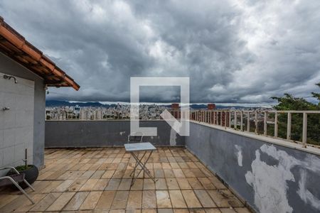 Apartamento à venda com 140m², 3 quartos e 1 vaga Apartamento à venda com 140m², 3 quartos e 1 vagaVaranda cobertura