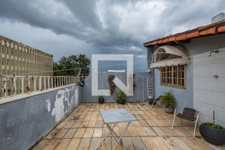 Apartamento à venda com 140m², 3 quartos e 1 vaga Apartamento à venda com 140m², 3 quartos e 1 vagaVaranda cobertura