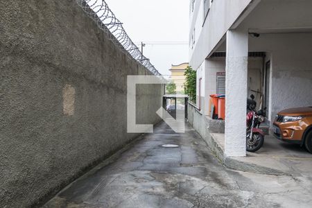 Apartamento para alugar com 70m², 2 quartos e 1 vaga Apartamento para alugar com 70m², 2 quartos e 1 vagaPortão da garagem