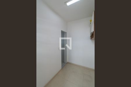 Apartamento para alugar com 70m², 2 quartos e 1 vaga Apartamento para alugar com 70m², 2 quartos e 1 vagaQuarto de Serviço