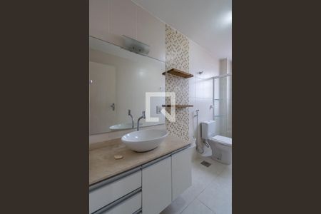 Apartamento para alugar com 70m², 2 quartos e 1 vaga Apartamento para alugar com 70m², 2 quartos e 1 vagaBanheiro