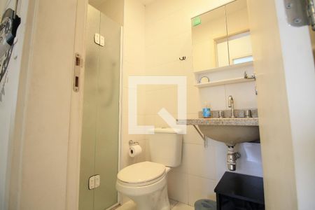 Apartamento à venda com 54m², 2 quartos e 1 vaga Apartamento à venda com 54m², 2 quartos e 1 vagaBanheiro