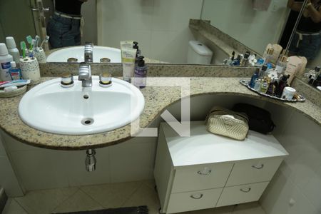 Apartamento à venda com 146m², 3 quartos e 2 vagasBanheiro da Suíte