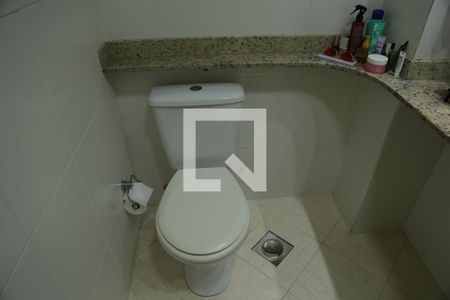 Apartamento à venda com 146m², 3 quartos e 2 vagasBanheiro