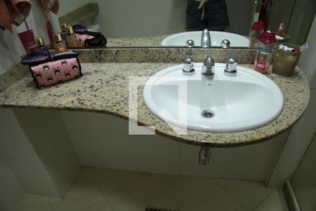 Apartamento à venda com 146m², 3 quartos e 2 vagasBanheiro