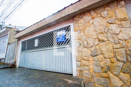 Casa à venda com 128m², 3 quartos e 3 vagasFachada