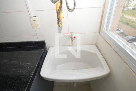 Apartamento para alugar com 45m², 2 quartos e sem vagaCozinha e Área de Serviço