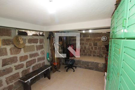 Casa à venda com 230m², 3 quartos e 7 vagas Casa à venda com 230m², 3 quartos e 7 vagasDepósito