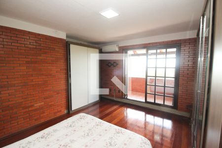 Casa à venda com 230m², 3 quartos e 7 vagas Casa à venda com 230m², 3 quartos e 7 vagasSuíte 1