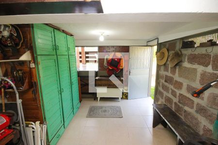 Casa à venda com 230m², 3 quartos e 7 vagas Casa à venda com 230m², 3 quartos e 7 vagasDepósito