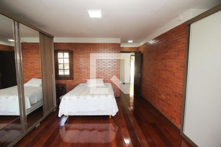 Casa à venda com 230m², 3 quartos e 7 vagas Casa à venda com 230m², 3 quartos e 7 vagasSuíte 1