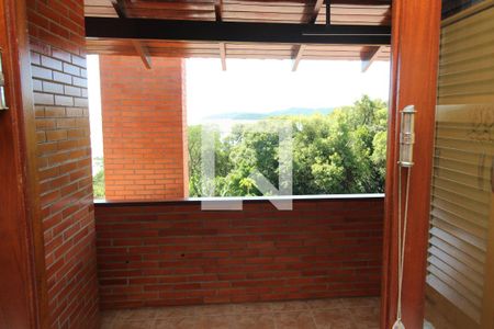 Casa à venda com 230m², 3 quartos e 7 vagas Casa à venda com 230m², 3 quartos e 7 vagasVista da Suíte 2