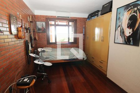 Casa à venda com 230m², 3 quartos e 7 vagas Casa à venda com 230m², 3 quartos e 7 vagasSuíte 2