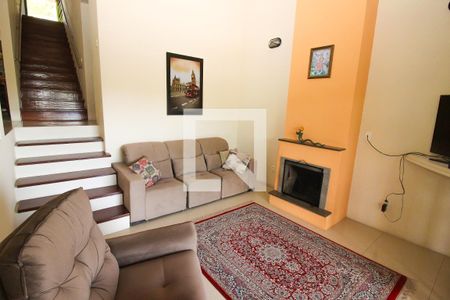 Sala de Estar de casa à venda com 3 quartos, 230m² em Espírito Santo, Porto Alegre