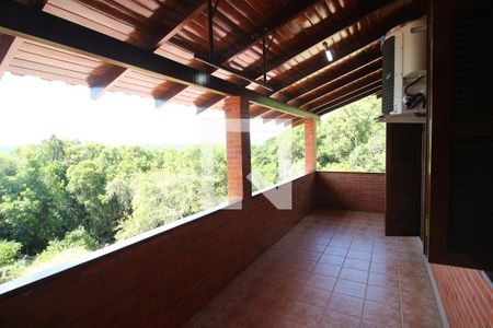 Casa à venda com 230m², 3 quartos e 7 vagas Casa à venda com 230m², 3 quartos e 7 vagasSacada Suíte 1