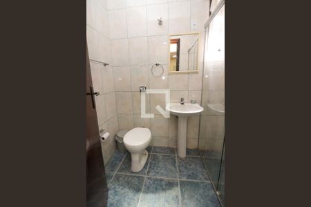 Casa à venda com 230m², 3 quartos e 7 vagas Casa à venda com 230m², 3 quartos e 7 vagasBanheiro Social