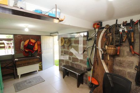 Casa à venda com 230m², 3 quartos e 7 vagas Casa à venda com 230m², 3 quartos e 7 vagasDepósito