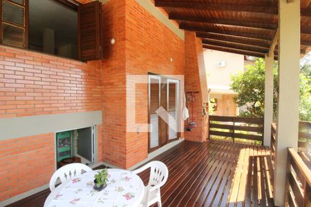 Varanda da Sala de casa à venda com 3 quartos, 230m² em Espírito Santo, Porto Alegre