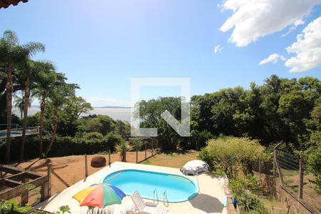 Casa à venda com 230m², 3 quartos e 7 vagas Casa à venda com 230m², 3 quartos e 7 vagasVista da Varanda