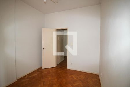 Apartamento à venda com 105m², 3 quartos e 1 vaga Apartamento à venda com 105m², 3 quartos e 1 vagaQuarto 2