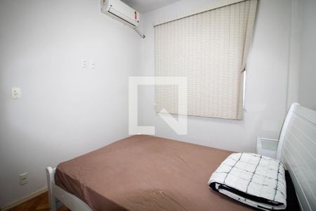 Apartamento à venda com 105m², 3 quartos e 1 vaga Apartamento à venda com 105m², 3 quartos e 1 vagaSuíte