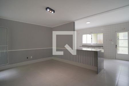 Casa para alugar com 230m², 3 quartos e 2 vagasCopa