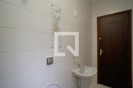 Casa para alugar com 230m², 3 quartos e 2 vagasBanheiro