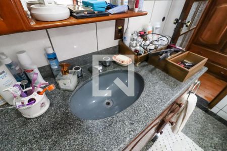 Casa à venda com 289m², 5 quartos e 3 vagasBanheiro da Suíte 1