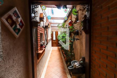 Casa à venda com 289m², 5 quartos e 3 vagasEntrada