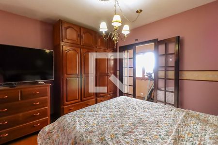 Casa à venda com 289m², 5 quartos e 3 vagasSuíte 1