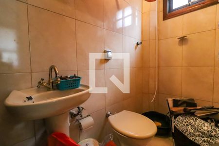 Casa à venda com 289m², 5 quartos e 3 vagasBanheiro de serviço