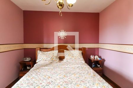 Casa à venda com 289m², 5 quartos e 3 vagasSuíte 1