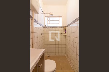 Banheiro  de casa à venda com 4 quartos, 120m² em Conceição, Osasco