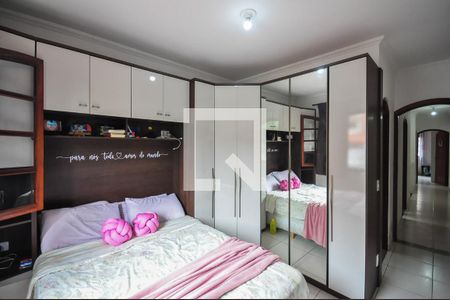 Casa para alugar com 200m², 3 quartos e 2 vagasSuíte 