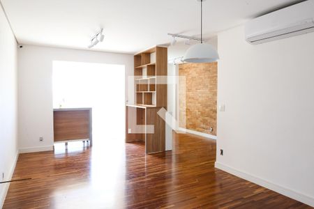 Sala de apartamento para alugar com 3 quartos, 79m² em Campestre, Santo André