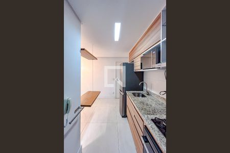 Cozinha de apartamento para alugar com 1 quarto, 45m² em Vila Gomes Cardim, São Paulo