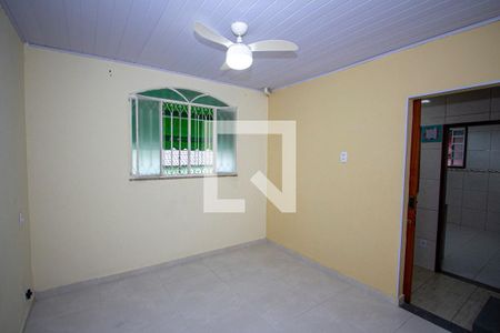 Quarto de casa para alugar com 1 quarto, 40m² em Ze Garoto, São Gonçalo