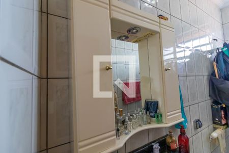 Casa à venda com 288m², 4 quartos e 2 vagasBanheiro 1