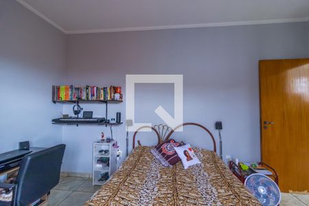 Casa à venda com 288m², 4 quartos e 2 vagasQuarto 2