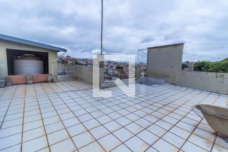 Casa à venda com 288m², 4 quartos e 2 vagasTerraço