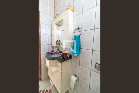 Casa à venda com 288m², 4 quartos e 2 vagasBanheiro 1