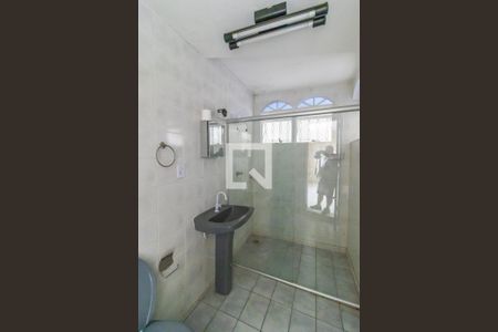 Casa à venda com 288m², 4 quartos e 2 vagasBanheiro da Suíte da Edícula