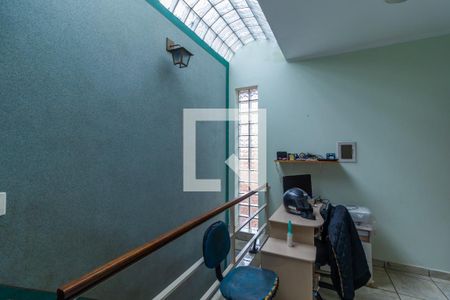 Casa à venda com 288m², 4 quartos e 2 vagasEscritório