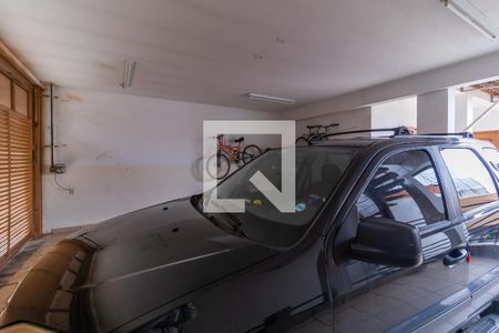 Casa à venda com 288m², 4 quartos e 2 vagasGaragem